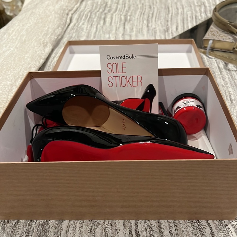 LOUBOUTINS - Picture 6 of 6